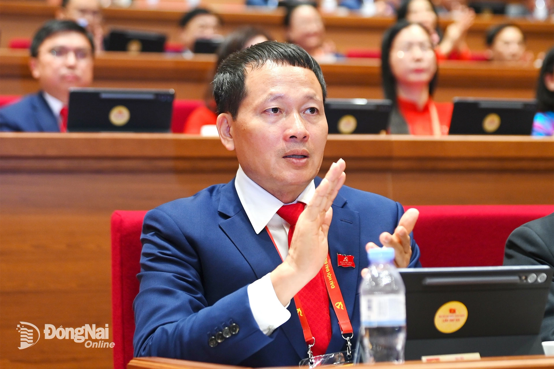 Đồng chí Vũ Hồng Văn, Bí thư Tỉnh ủy, Trưởng đoàn Đại biểu Quốc hội tỉnh Đồng Nai tham dự Đại hội. Ảnh: Công Nghĩa